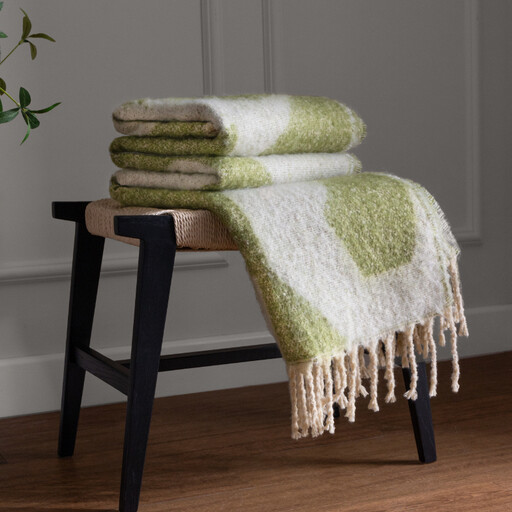 Hoem Throw Meta Olive