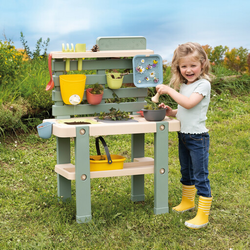 Smoby Life Outdoor Mud Kitchen with Water Tank & 11 Accessories