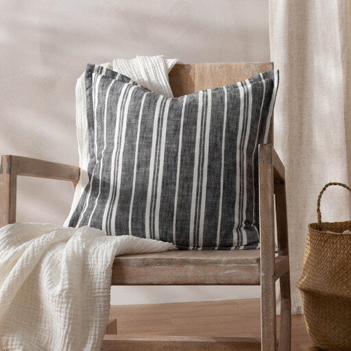 Yard Cushion Hebble Square Black 50x50cm