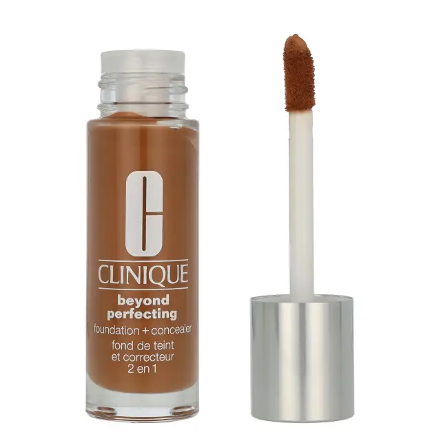 Clinique Beyond Perfecting Foundation and Concealer - WN 114 Golden (D)