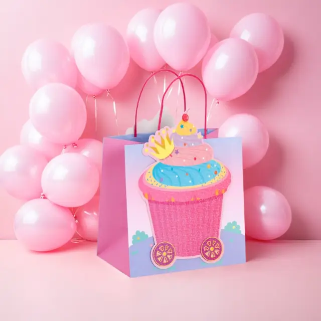 MIKIREI Medium Gift Bag with 3D Making Design - Cake, Pack of 6