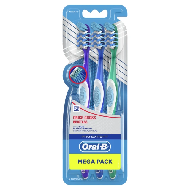 Oral-B Pro-Expert Toothbrushes with Criss Cross Bristles - 3 Pack