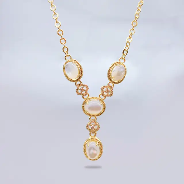 Pearl and White Gem 18K Gold Plated Pendant 45cm Necklace